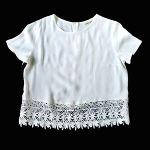 White w/lace detail summer blouse/top